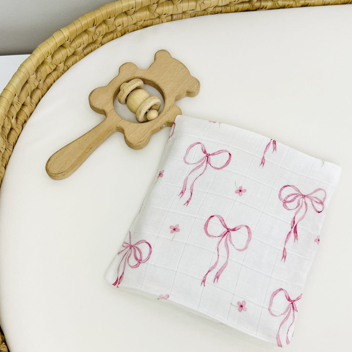 Bolsa Térmica Lacinhos Rosa